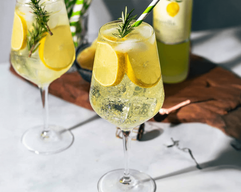 Limoncello Spritz - Vinosylicores.com