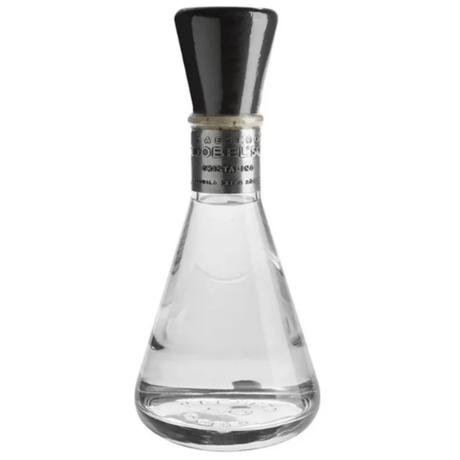 TEQUILA MAESTRO DOBEL 50 CRISTALINO 1750ML - Vinosylicores.com